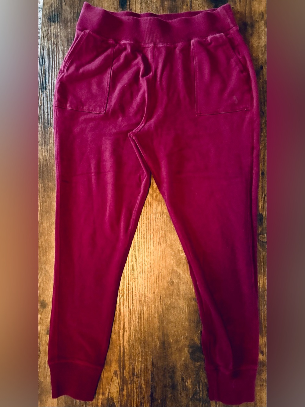 Women’s Nike Maroon Yoga Jogger Sweatpants -size Large